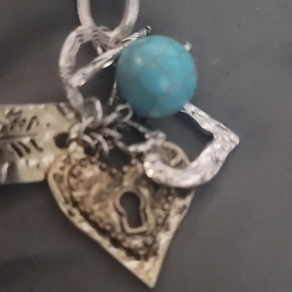 CRAZY LOVE faux silver & turquoise hearts keyhole bracelet southwestern western - Picture 3 of 5